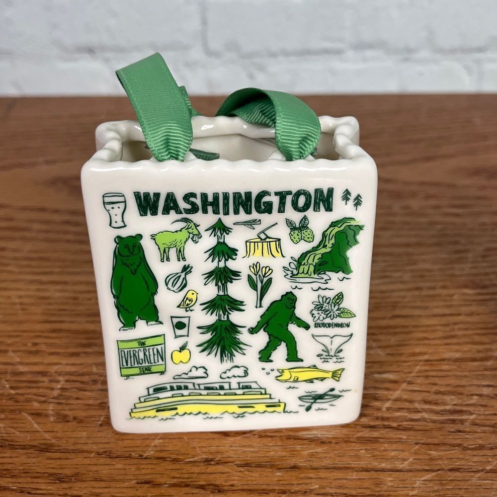 Starbucks Washington Been There Ceramic Bag Ornament Gift Card Holder 2019